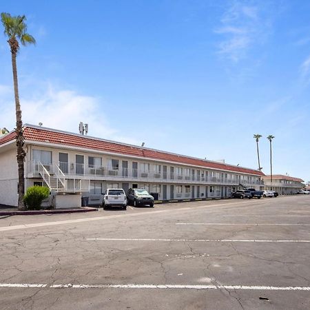 Super 8 By Wyndham Phoenix West Kültér fotó