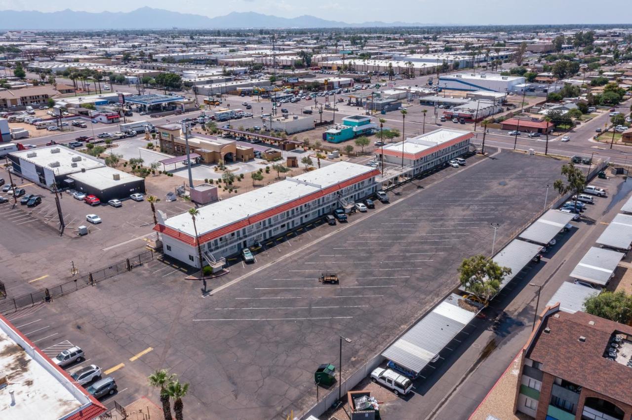 Super 8 By Wyndham Phoenix West Kültér fotó